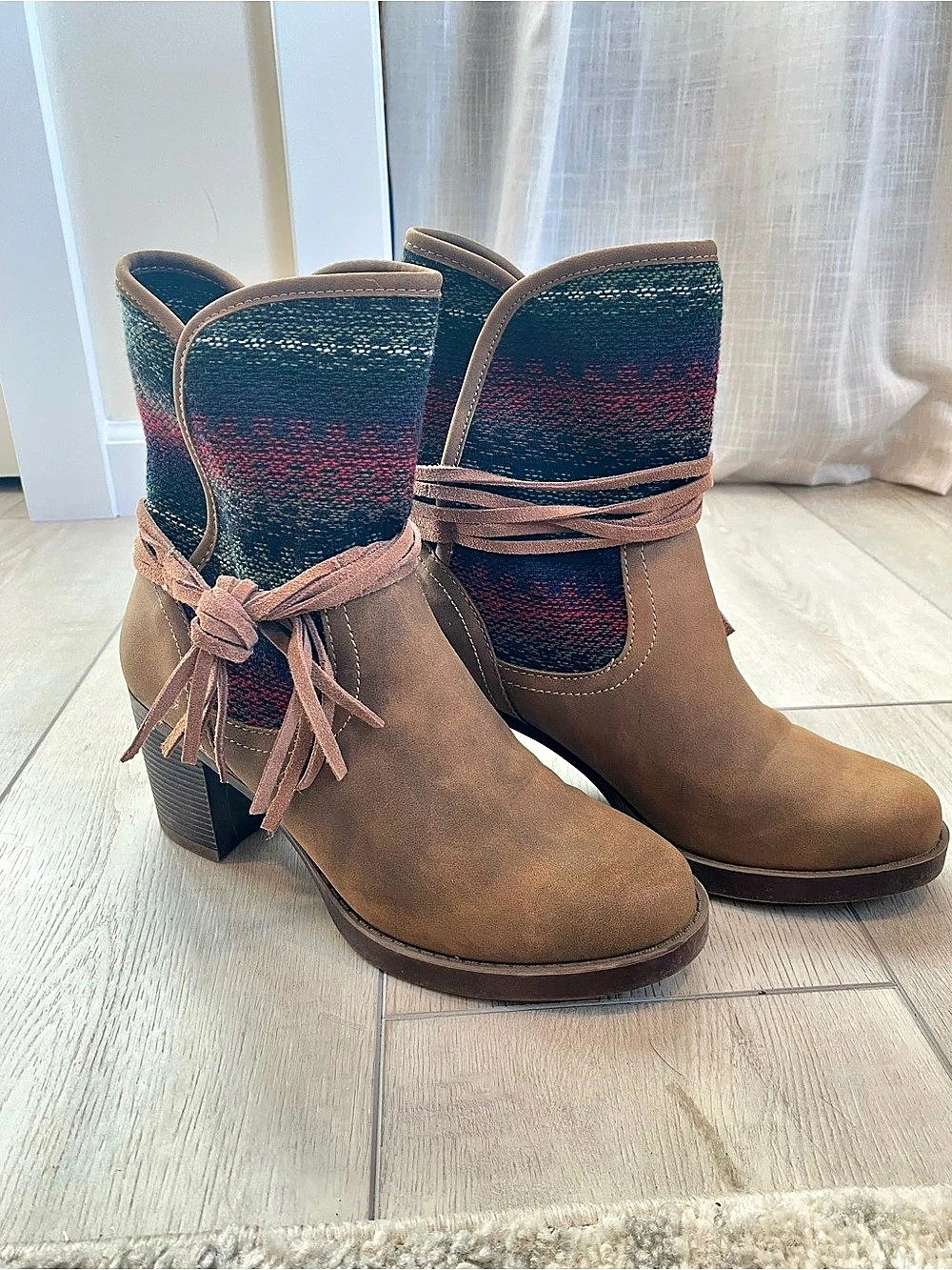 JustFab Evy Color Block Heeled Boots in Brown US 8 Like New